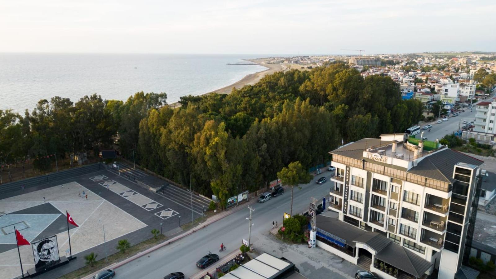 Elada Luxury Otel Arsuz Exterior photo