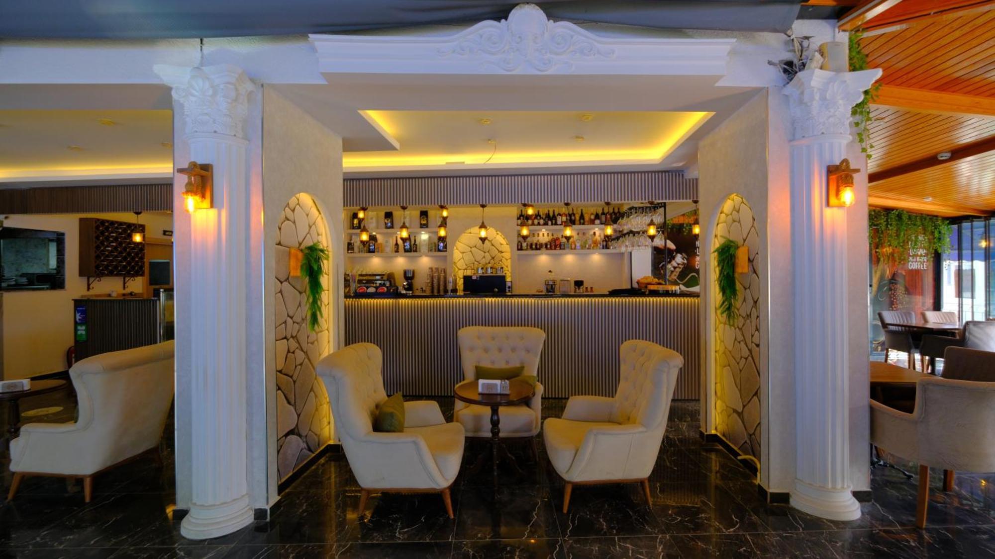 Elada Luxury Otel Arsuz Exterior photo